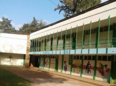 Drama as parents throw out a popular Nairobi school head from office
