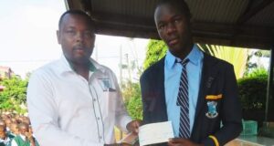 A School Awards Top Candidate Ksh. 650,000 And A Car